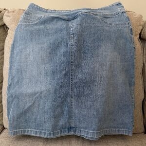 The Main Street Exchange Skirt